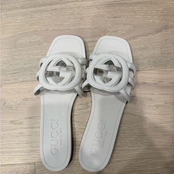 Gucci gg cream palma rubber Slide Sandals Size 41 or US 10