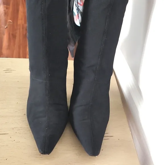 Gucci leather and fabric black stretch boots sz10