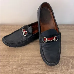 Gucci Navy and Red Slip-On Loafers