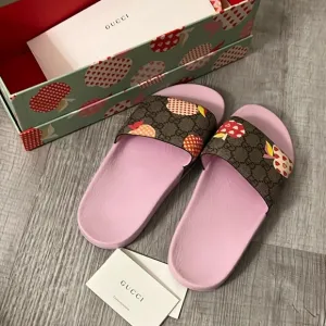 Gucci Pink and Brown Sandals for Effortless Elegance