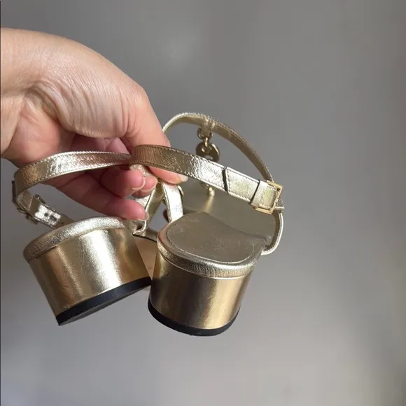 GUCCIGold Leather Chain ThongSandals Size 8.5