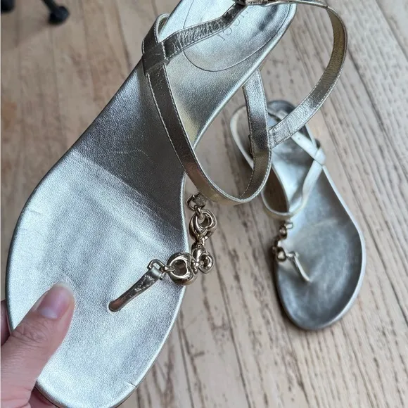 GUCCIGold Leather Chain ThongSandals Size 8.5
