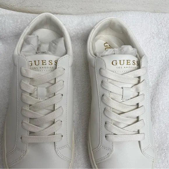 GUESS Men's White Barette Low-Top Lace Up Sneakers Size 8 Casual Streetwear