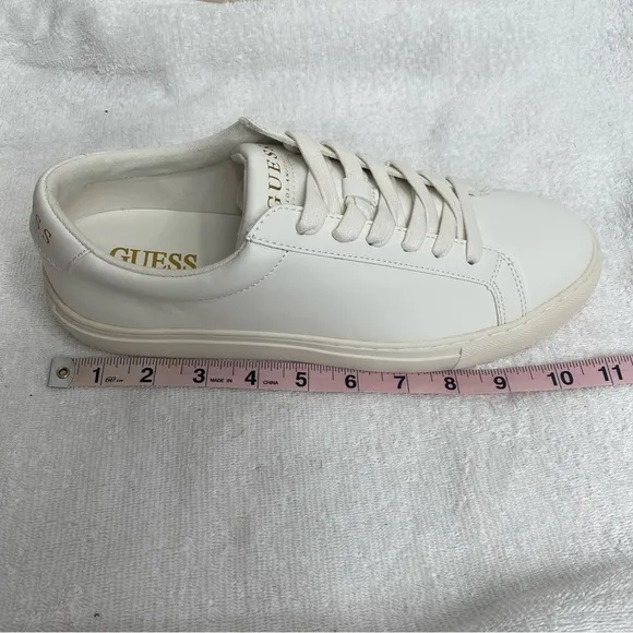 GUESS Men's White Barette Low-Top Lace Up Sneakers Size 8 Casual Streetwear