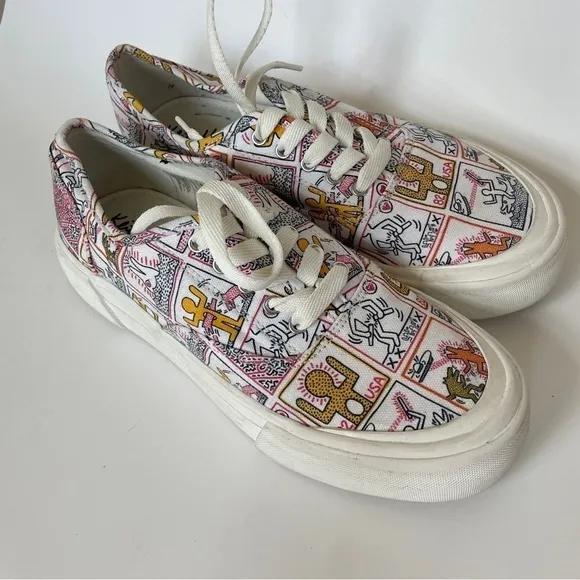 H&amp;M Men’s Keith Haring Limited Edition Pattern White Canvas Sneakers Graphic 8.5