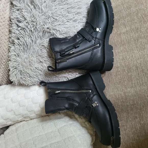 Harley Davidson Black Leather Buckle Boots