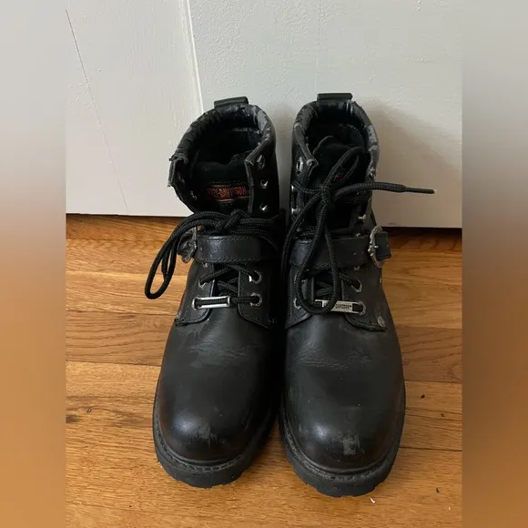 Harley Davidson’s Women’s Black Riding Boots