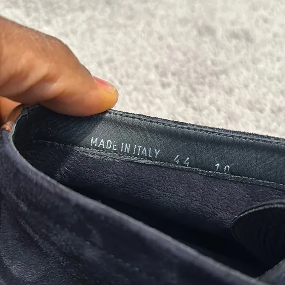 Harry's of London Blue Suede Chukka Boots