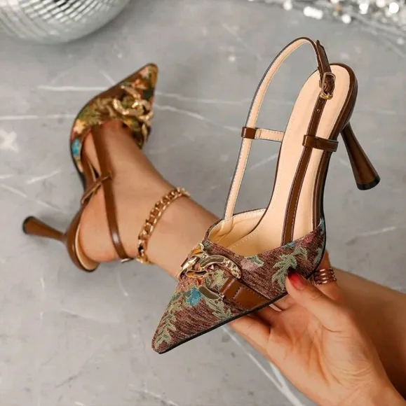 High Heel Pointy Toe Fashionable Jacquard Fabric Shoes With Decorative Buckle