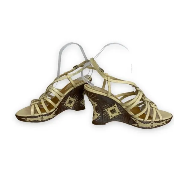Hilary Radley - Dakota Embroidered Strappy Wedge Sandals - Size 7M