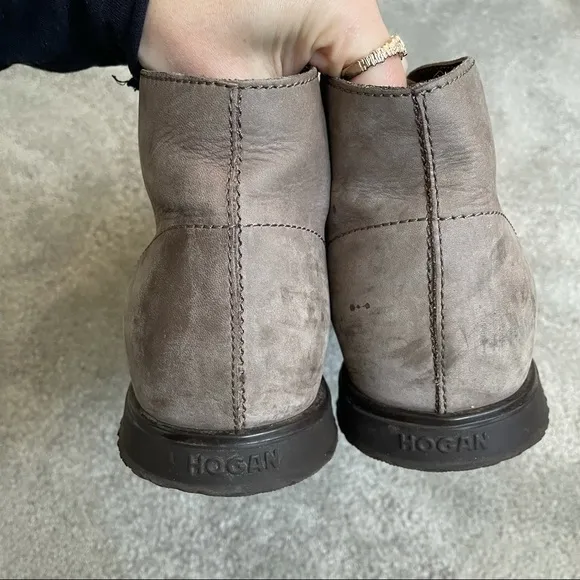Hogan Brown Taupe Nubuck Desert Lace Up Chukka Boots Size 7.5