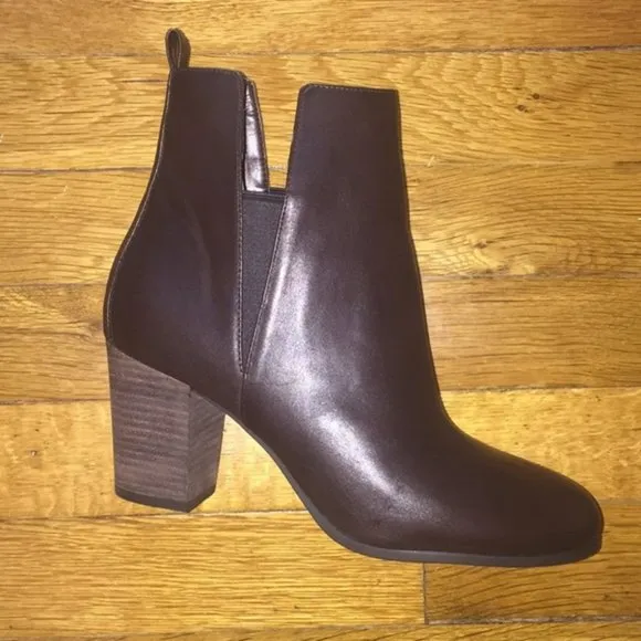 HOST PICK! Cole Haan Cassidy Transitional Bootie Boots Shoes