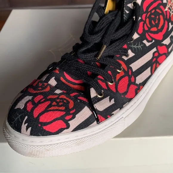 🎉Host Pick✨Charlotte Olympia Multicolor/Rose Print Canvas HighTop Sneakers SZ38