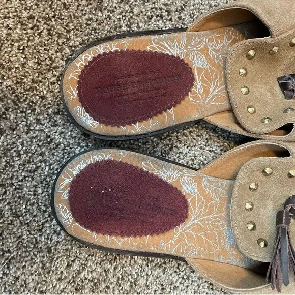 HOUSE OF HOUNDS- Men’s Suede Tassle Slip On Loafers Size 45