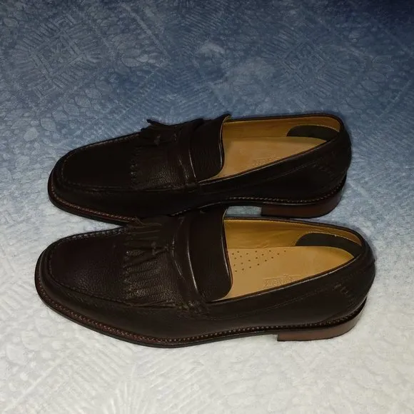 H.S. Trask Upper Leather Dark Brown Loafers with Tassels NWOB Size US 9 M.