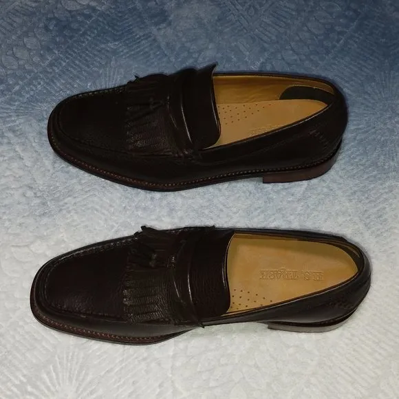 H.S. Trask Upper Leather Dark Brown Loafers with Tassels NWOB Size US 9 M.
