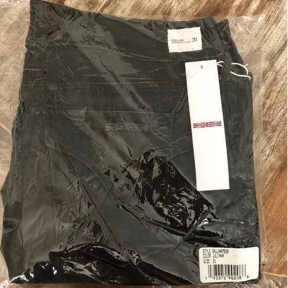 Hudson Collin Jeans Mid Rise Bootcut Crop Denim Juliana Black NWT Size 31