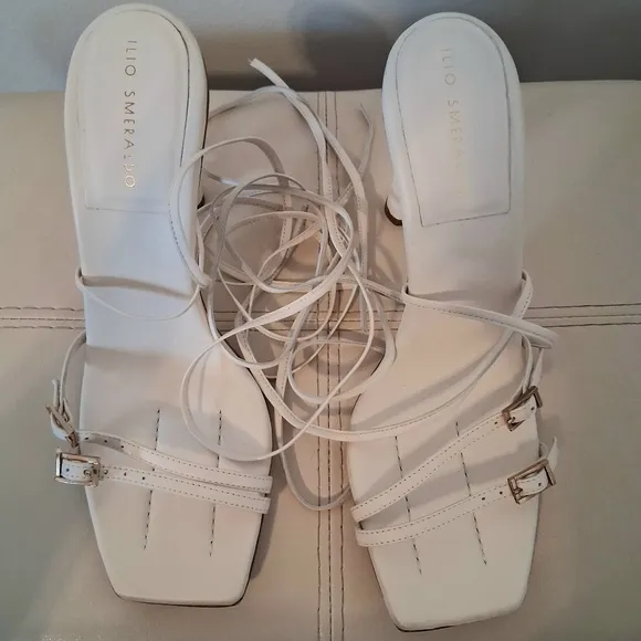 Ilio Smeraldo x Maeve Reilly Strappy Sandal In Ivory Size UK 40 US 10