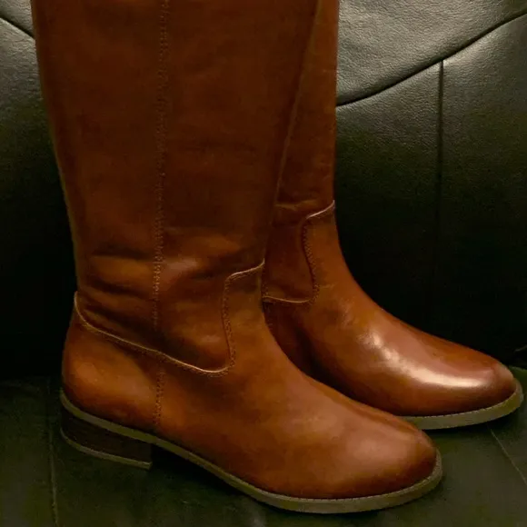INC FAWNE LEATHER RIDING BOOTS
