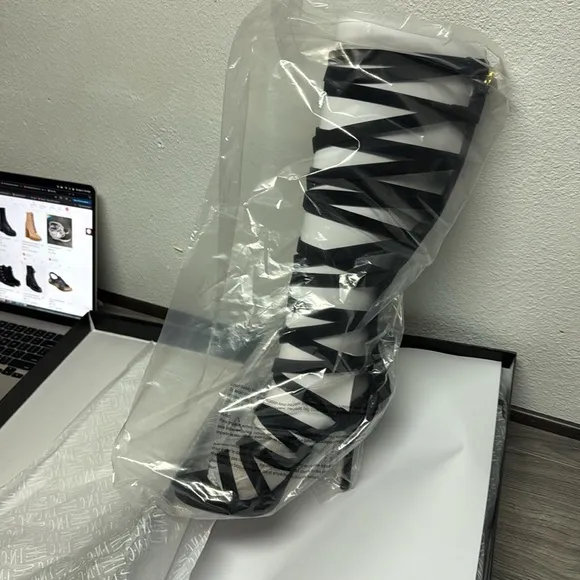 INC INTERNATIONAL CONC Aminah Abdul Jillil Lennox Knee High Strappy Sandals