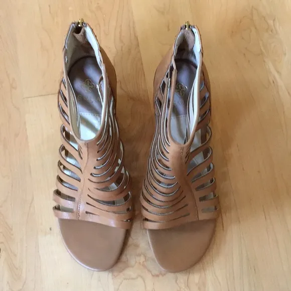 ISOLA | Strappy Leather Block Heel Bootie Sandals