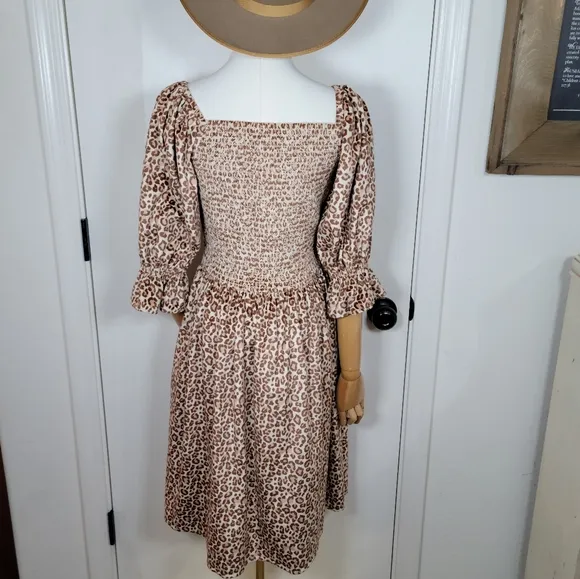 Ivy City Co. Leapord Print Smocked Dress Size Small