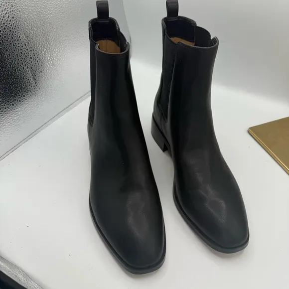J. Crew Black Chelsea Vegan Leather Block Heel Boots, size 8.5