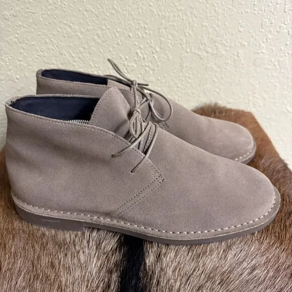 J. Crew  Chukka Ankle Boot Mens 9.5 Suede Desert Boot Lace-Up Plain Toe‎ Preppy