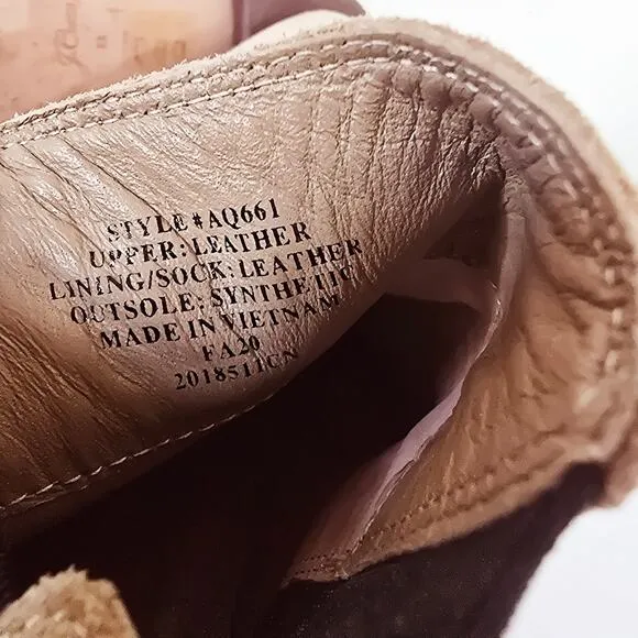 J. Crew Pull on Chelsea Boots in Desert Sand Suede Tan Women's Size 11