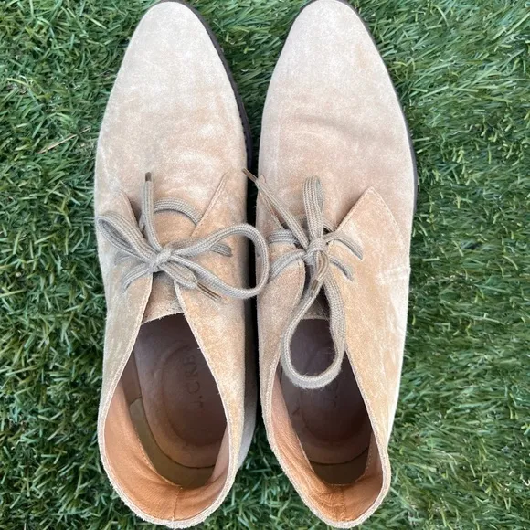 J Crew Women’s MacAlister Desert Boots in Suede Pointed Toe Chukka Boots