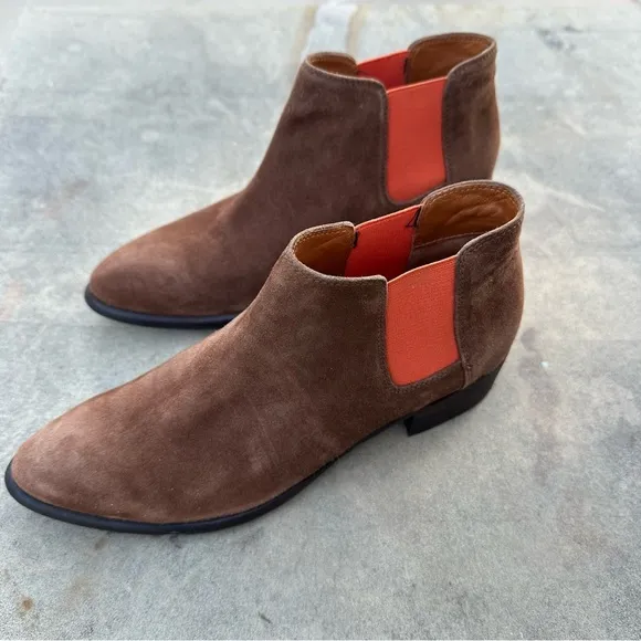 J. McLaughlin Brown Suede Ashlyn Pull-on Ankle Boots with Orange Detail Sz 7.5