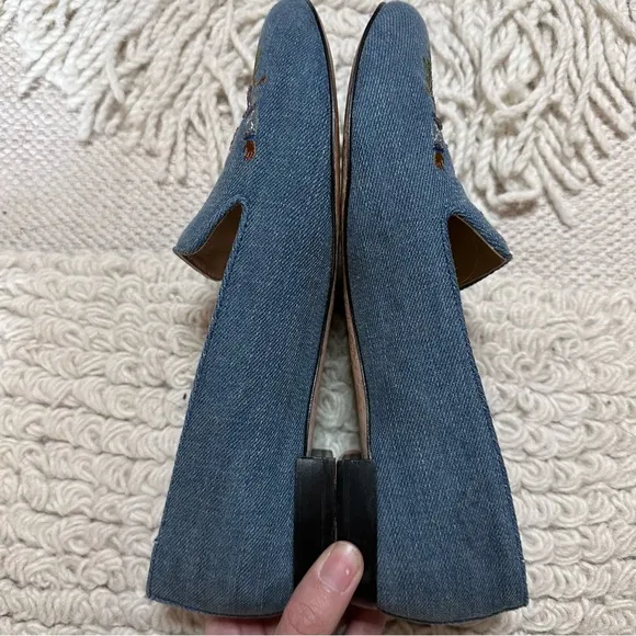 J. MCLAUGHLIN chambray blue embroidered Jax slip on loafers 6