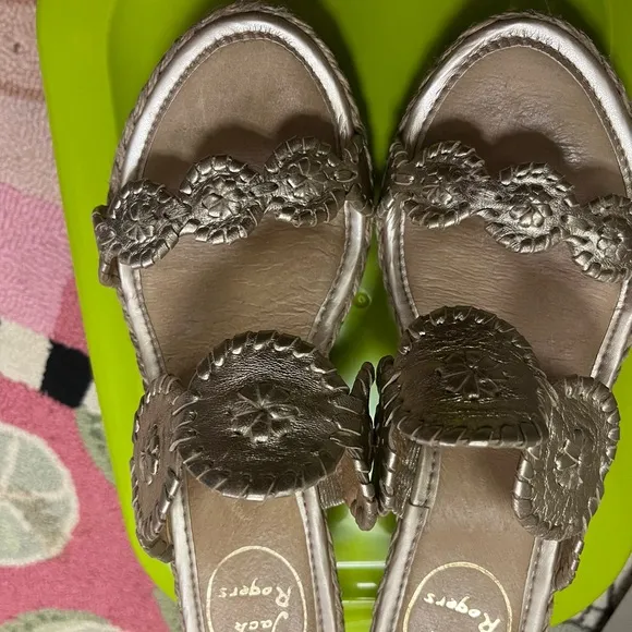 Jack Rogers Tan Sandals Whipstitched Medallions