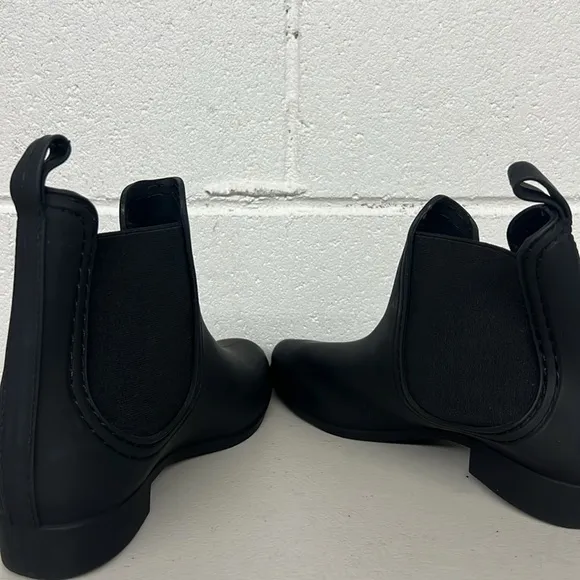 JC play sz9 black Jeffrey Campbell rubber ankle rain boots pull on booties