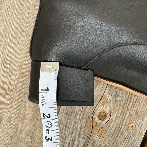 J.crew Roxie knee-high boots in leather BA737 Size 5.5