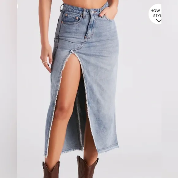 Jean skirt- never been worn- still has tag!!