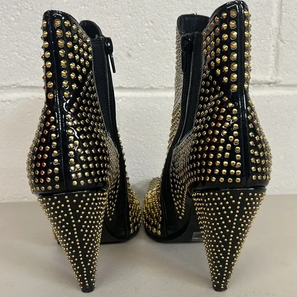 Jeffrey Campbell 8.5 studd low gold studded heel pointed toe sexy boots bootie