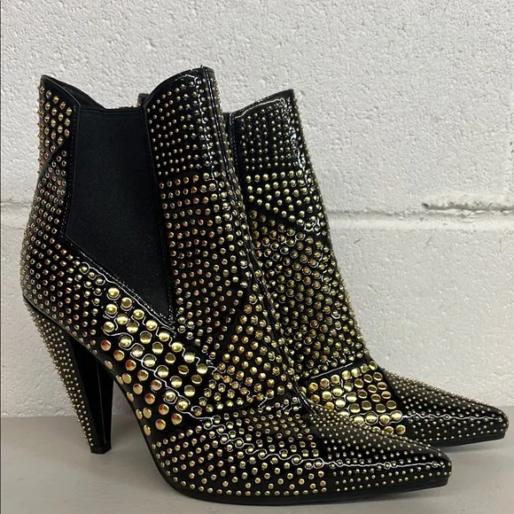 Jeffrey Campbell 8.5 studd low gold studded heel pointed toe sexy boots bootie
