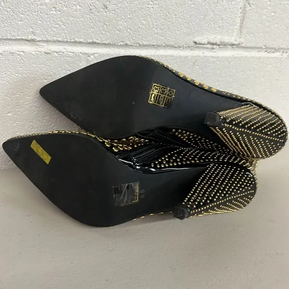 Jeffrey Campbell 8.5 studd low gold studded heel pointed toe sexy boots bootie