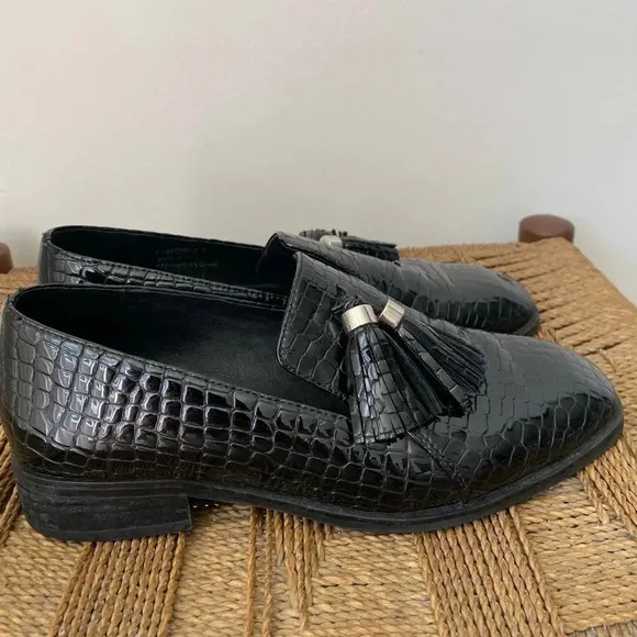 Jeffrey Campbell Lawford Loafers Women’s Shoes Size 8 Tassels