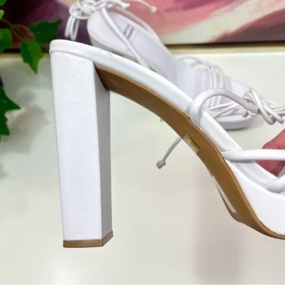 Jeffrey Campbell Presecco Sandal in White Size 9.5