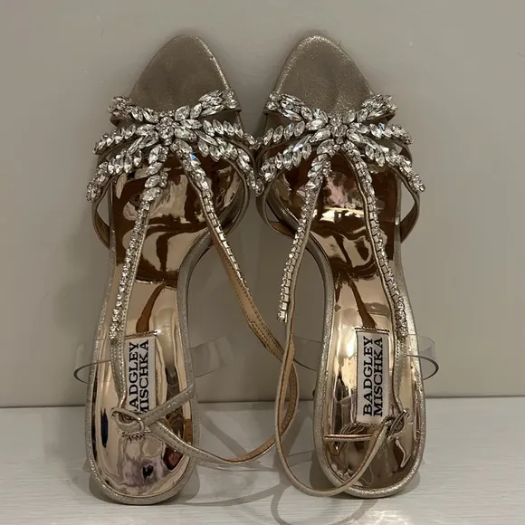 Jewel Badgley Mischka Jacqueline Crystal Embellished Sandal | PLATINO | 9 | EUC