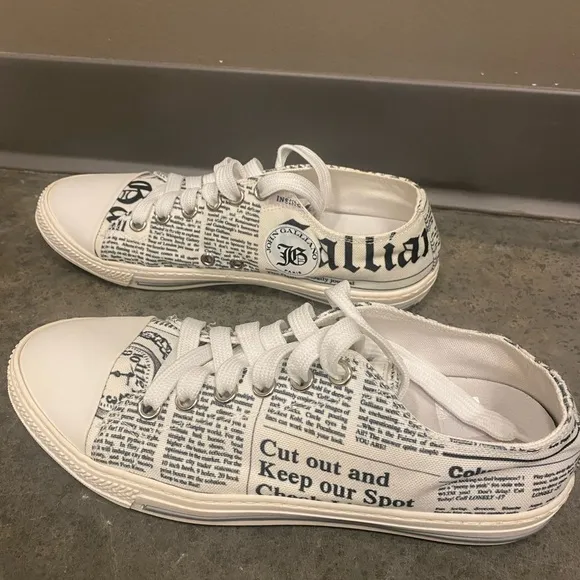 John Galliano ( newspaper print ) white low sneakers | Size 10