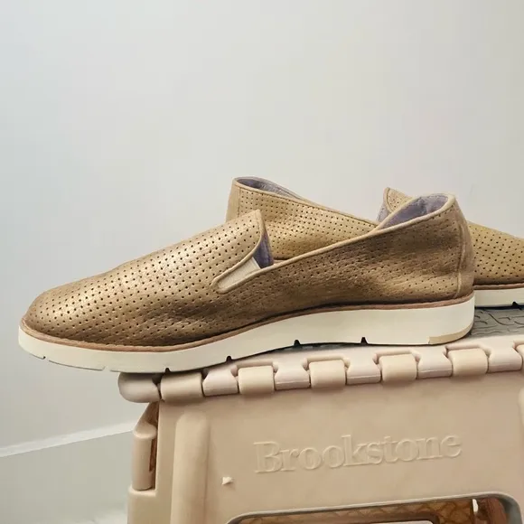 Johnston &amp; Murphy Paulette Suede Slip On Sneakers Loafers Metallic Gold …