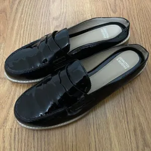 Johnston and Murphy Black patent leather slip on loafers size US 7.5