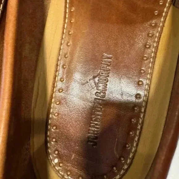 Johnston and Murphy men’s leather loafers weave front with tassels size 11.5
