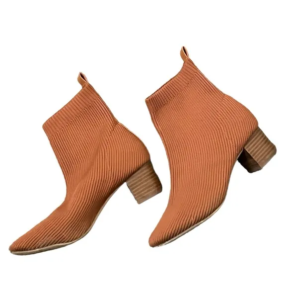 Joie | Ribbed knit stretch ankle boots rust square heel size 8
