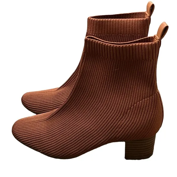Joie | Ribbed knit stretch ankle boots rust square heel size 8