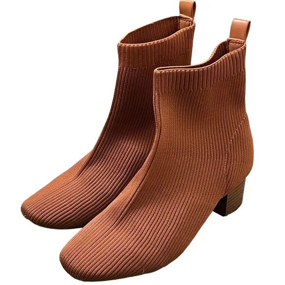 Joie | Ribbed knit stretch ankle boots rust square heel size 8