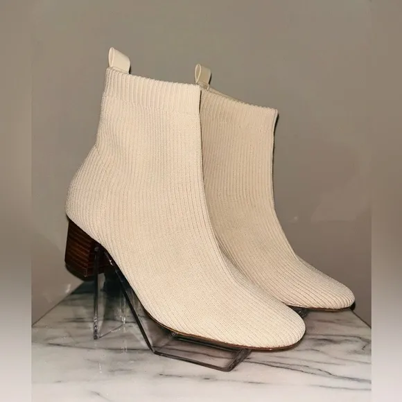 Joie x Revolve Bone Ribbed Ankle Glove Sock Boots 7.5 Old Money